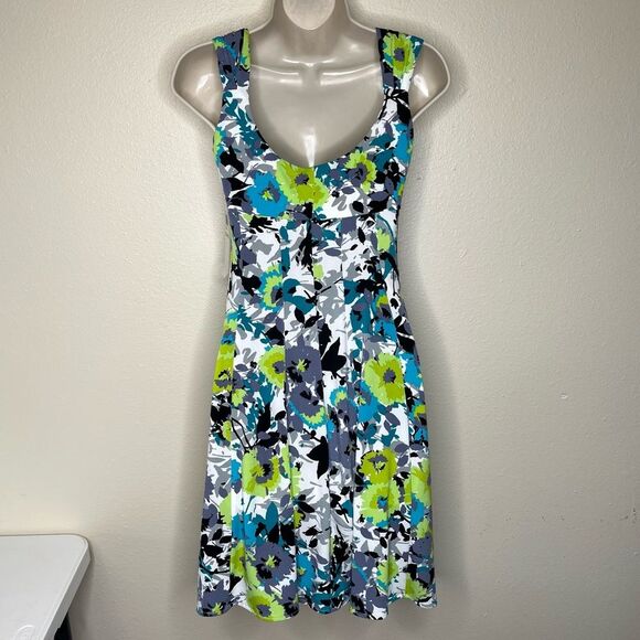 NWT Maggy L Petite White Green Abstract Floral Print Sleeveless Dress Women 4P - Picture 6 of 14